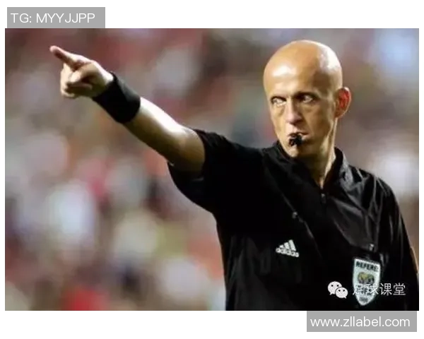 足球罚球的多样性解析及其在比赛中的重要性探讨